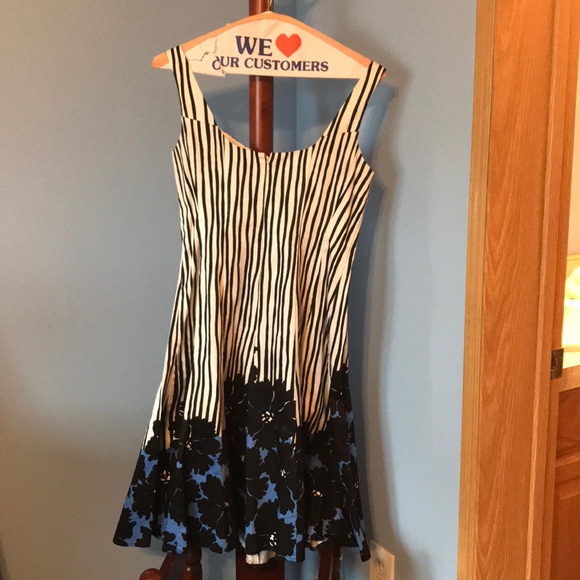 Nine West Size 4 Sundress - Picture 2 of 3
